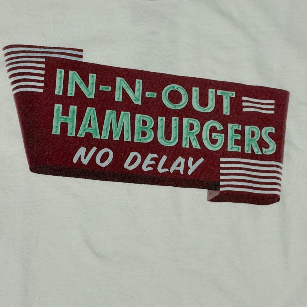 LIKE NEW! Unisex In-N-Out Burger T-Shirt - MEDIUM - Picture 2 of 4